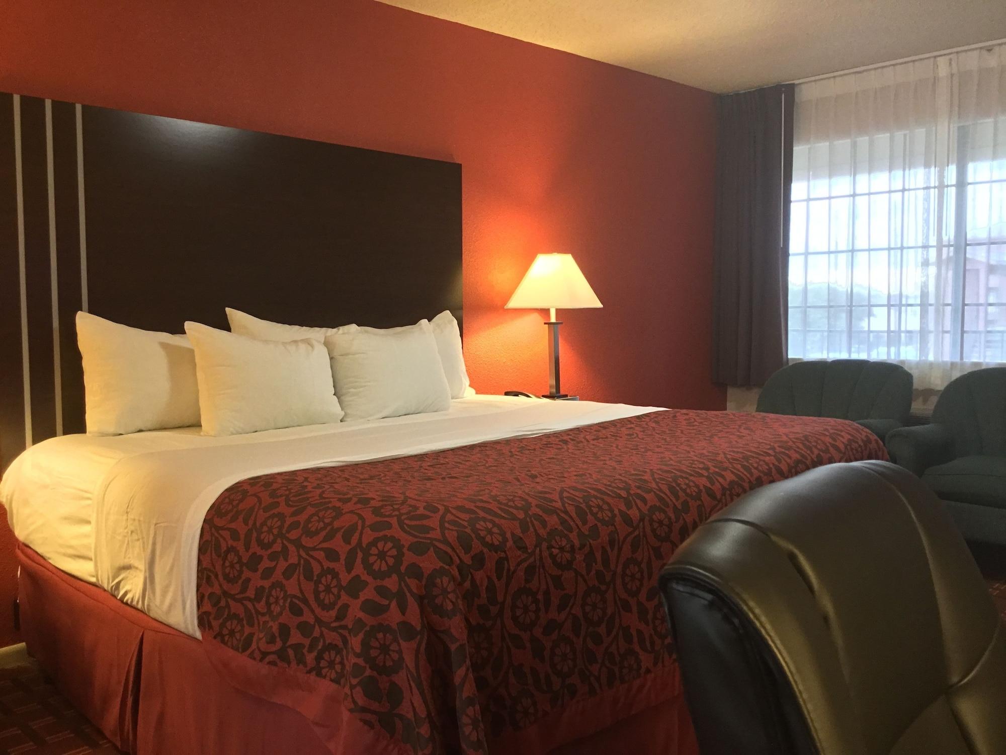 Days Inn By Wyndham College Station University Drive Exterior foto